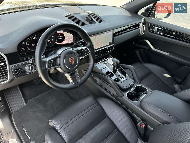 Позашляховик / Кросовер Porsche Cayenne 2019 в Києві