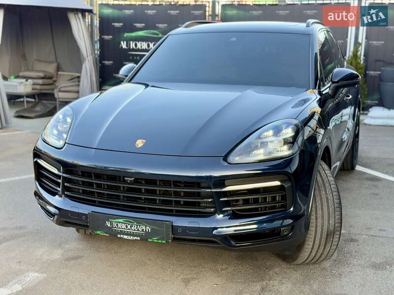 Внедорожник / Кроссовер Porsche Cayenne 2019 в Киеве