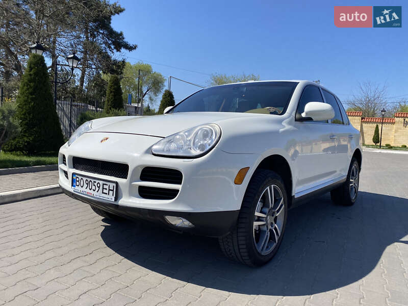Porsche Cayenne 2004