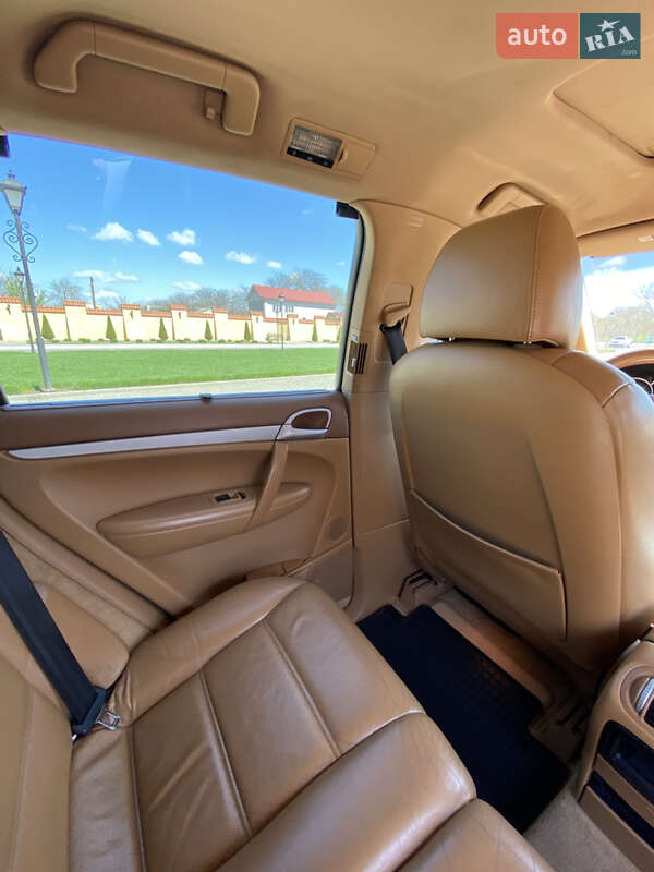 Позашляховик / Кросовер Porsche Cayenne 2004 в Ізмаїлі фото 14 Позашляховик / Кросовер Porsche Cayenne 2004 в Ізмаїлі