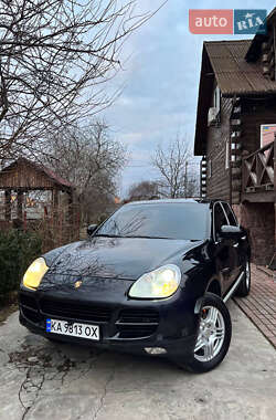 Внедорожник / Кроссовер Porsche Cayenne 2004 в 