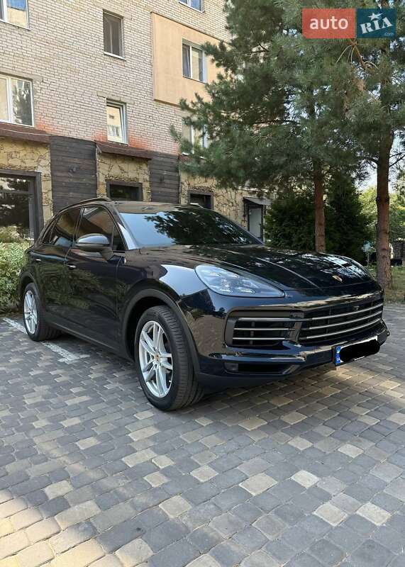 Внедорожник / Кроссовер Porsche Cayenne 2018 в Киеве