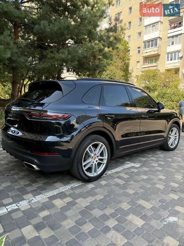 Внедорожник / Кроссовер Porsche Cayenne 2018 в Киеве