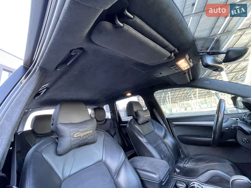 Внедорожник / Кроссовер Porsche Cayenne 2009 в Львове