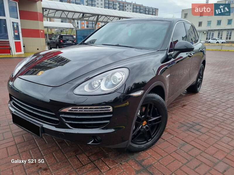 Внедорожник / Кроссовер Porsche Cayenne 2013 в Ровно