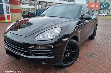 Внедорожник / Кроссовер Porsche Cayenne 2013 в 
