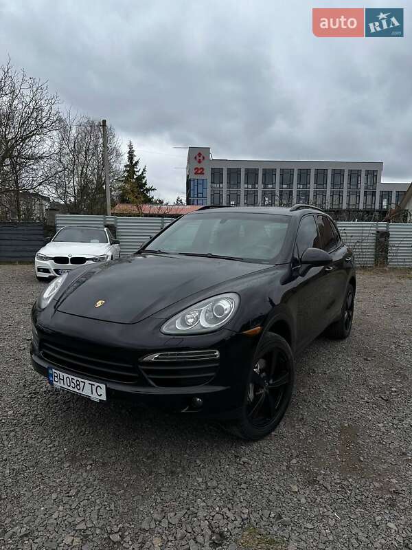 Porsche Cayenne 2011