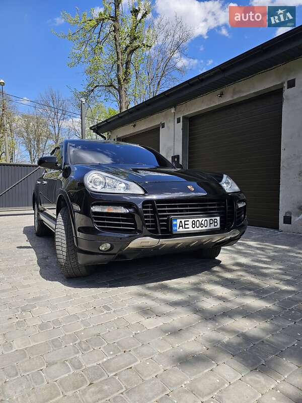Позашляховик / Кросовер Porsche Cayenne 2008 в 