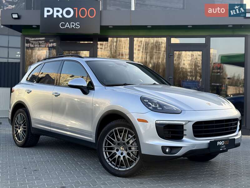 Внедорожник / Кроссовер Porsche Cayenne 2017 в Киеве