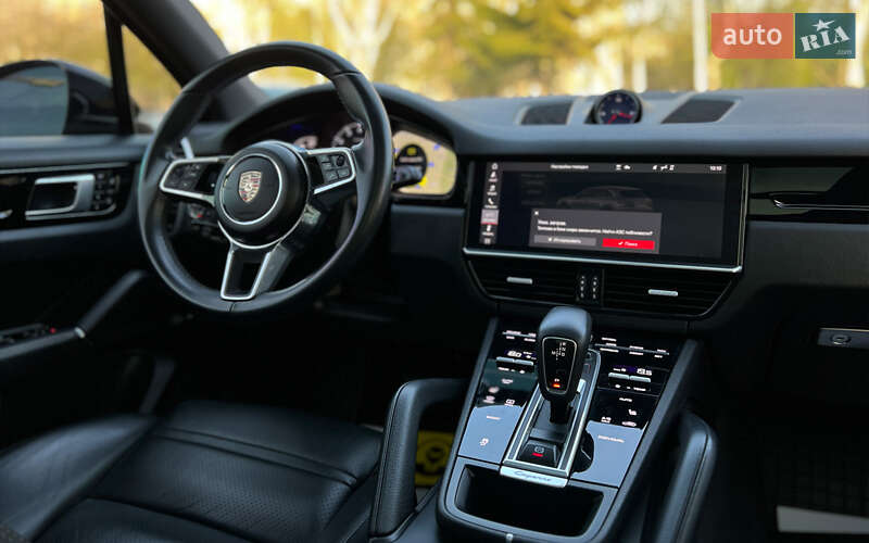 Внедорожник / Кроссовер Porsche Cayenne 2018 в Львове