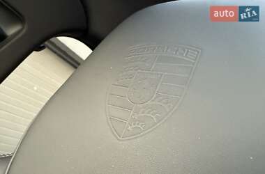 Позашляховик / Кросовер Porsche Cayenne 2024 в 