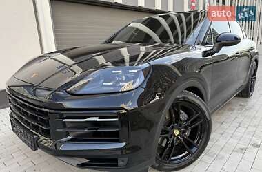 Позашляховик / Кросовер Porsche Cayenne 2024 в 