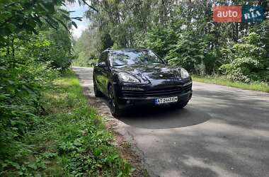 Внедорожник / Кроссовер Porsche Cayenne 2012 в 