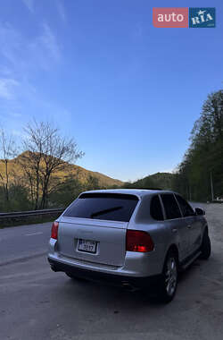 Внедорожник / Кроссовер Porsche Cayenne 2004 в 