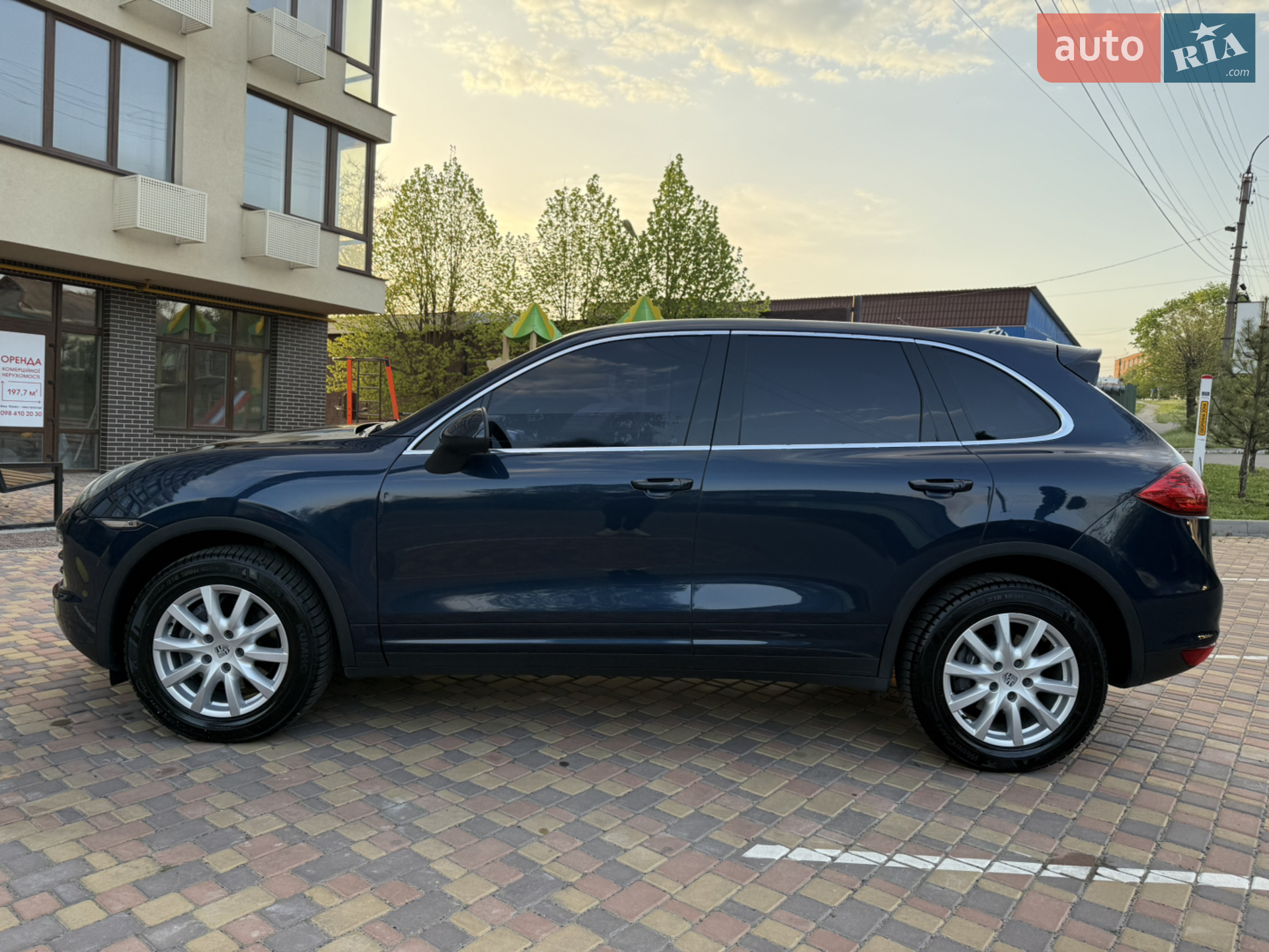 2011 Porsche Cayenne - мініатюра 3