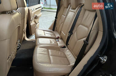 Позашляховик / Кросовер Porsche Cayenne 2012 в 