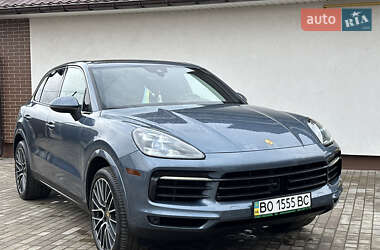 Внедорожник / Кроссовер Porsche Cayenne 2018 в 