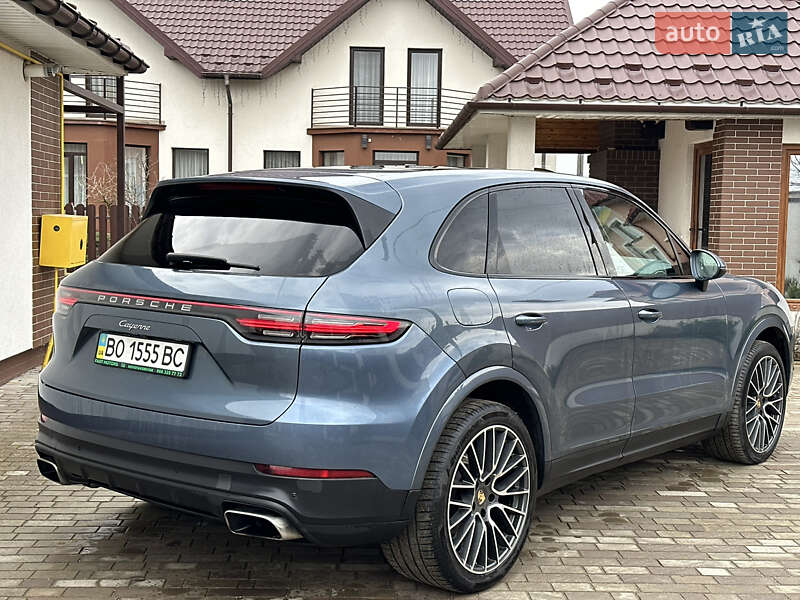 Внедорожник / Кроссовер Porsche Cayenne 2018 в Тернополе