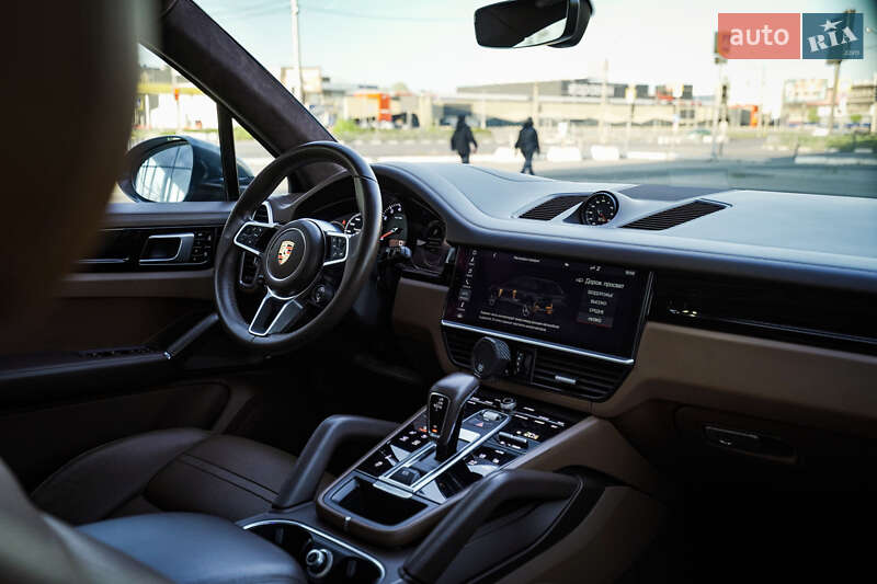 Внедорожник / Кроссовер Porsche Cayenne 2019 в Харькове
