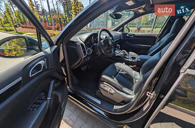 Позашляховик / Кросовер Porsche Cayenne 2014 в 