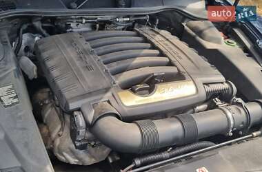 Внедорожник / Кроссовер Porsche Cayenne 2011 в 