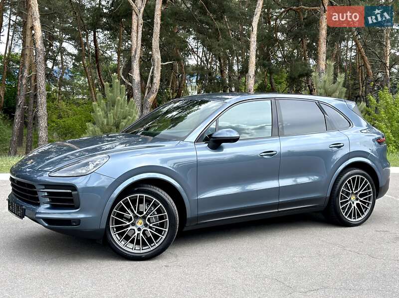 Внедорожник / Кроссовер Porsche Cayenne 2018 в Киеве