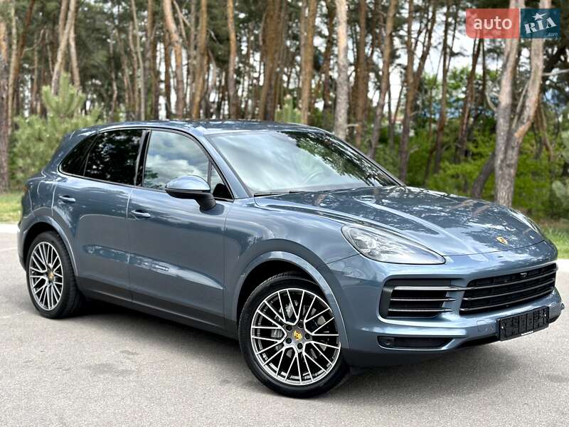 Внедорожник / Кроссовер Porsche Cayenne 2018 в Киеве