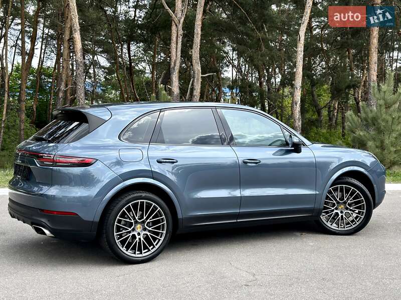 Внедорожник / Кроссовер Porsche Cayenne 2018 в Киеве