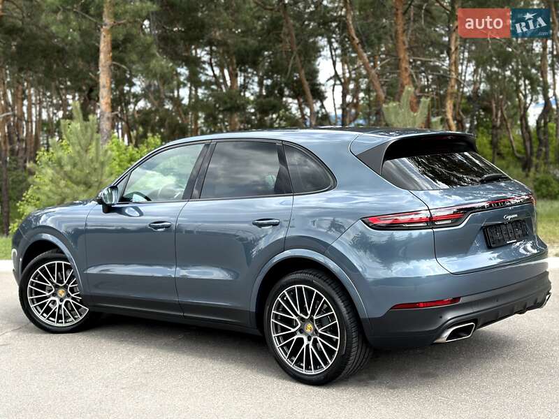 Внедорожник / Кроссовер Porsche Cayenne 2018 в Киеве