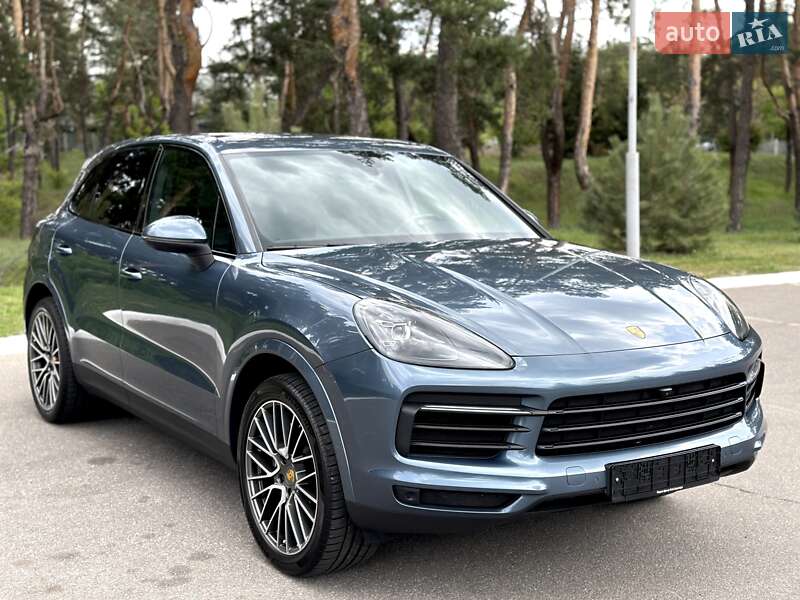 Внедорожник / Кроссовер Porsche Cayenne 2018 в Киеве