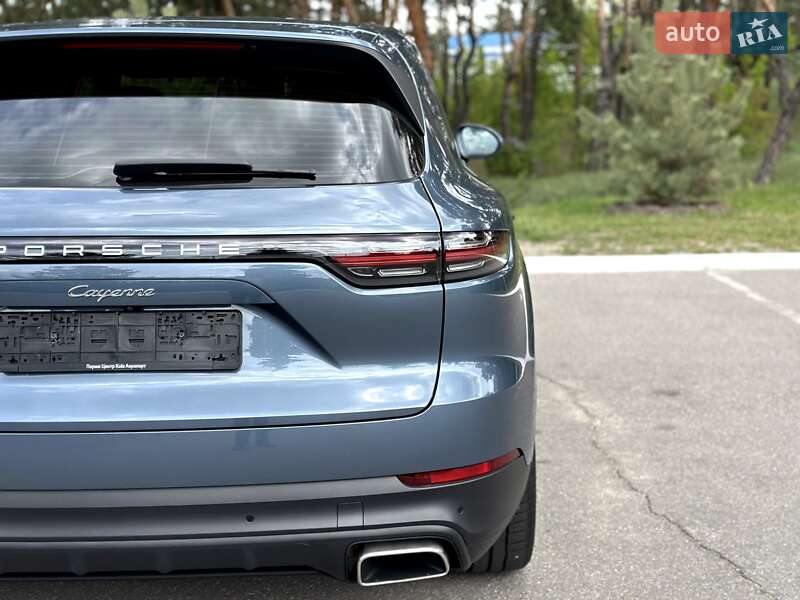 Внедорожник / Кроссовер Porsche Cayenne 2018 в Киеве