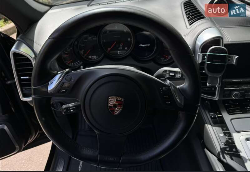 Позашляховик / Кросовер Porsche Cayenne 2010 в Одесі