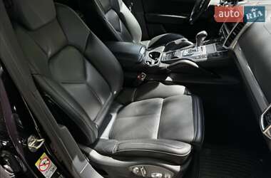 Внедорожник / Кроссовер Porsche Cayenne 2010 в 