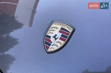 Позашляховик / Кросовер Porsche Cayenne 2012 в 
