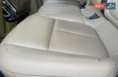 Позашляховик / Кросовер Porsche Cayenne 2012 в 