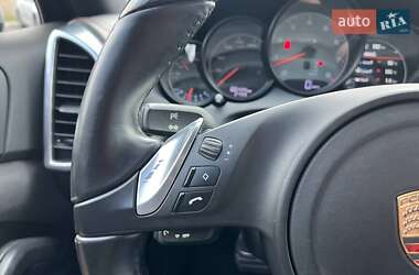 Внедорожник / Кроссовер Porsche Cayenne 2013 в 