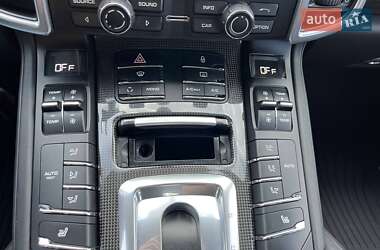 Внедорожник / Кроссовер Porsche Cayenne 2013 в 