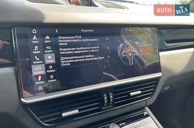 Позашляховик / Кросовер Porsche Cayenne 2019 в 