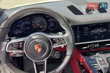 Позашляховик / Кросовер Porsche Cayenne 2019 в 