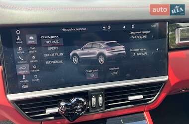 Позашляховик / Кросовер Porsche Cayenne 2019 в 