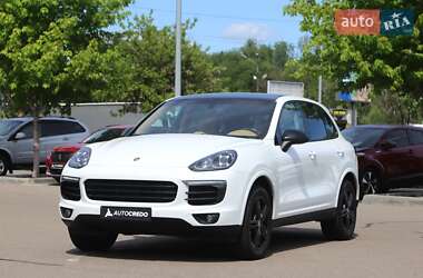 Внедорожник / Кроссовер Porsche Cayenne 2013 в 