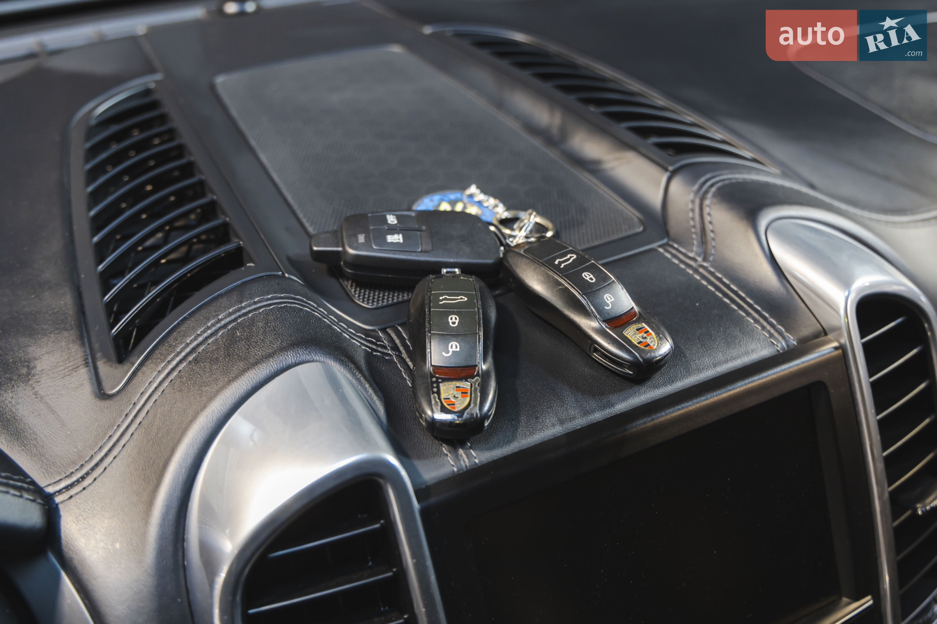 2014 Porsche Cayenne - мініатюра 46