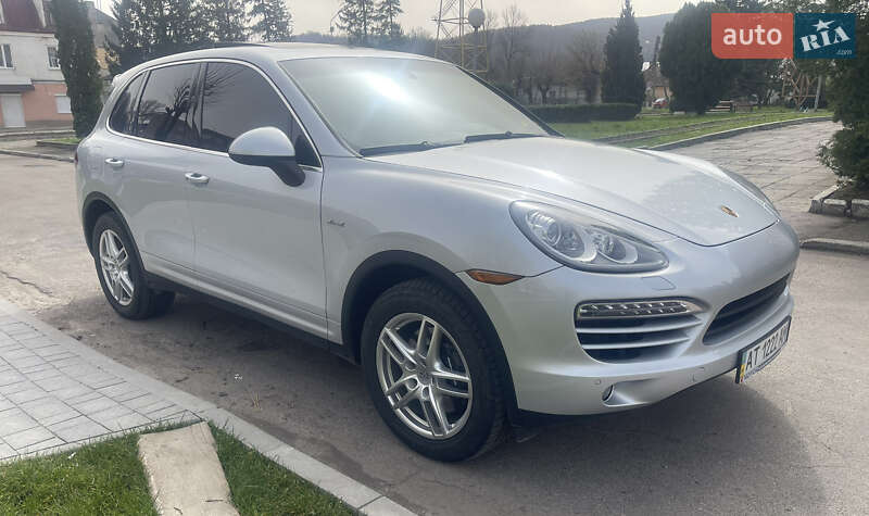 Внедорожник / Кроссовер Porsche Cayenne 2013 в 