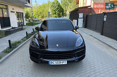Позашляховик / Кросовер Porsche Cayenne 2019 в 