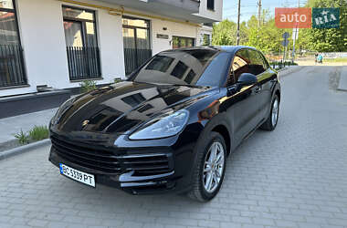 Позашляховик / Кросовер Porsche Cayenne 2019 в 
