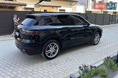Позашляховик / Кросовер Porsche Cayenne 2019 в 
