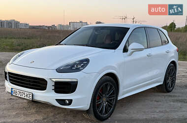 Позашляховик / Кросовер Porsche Cayenne 2015 в Вінниці