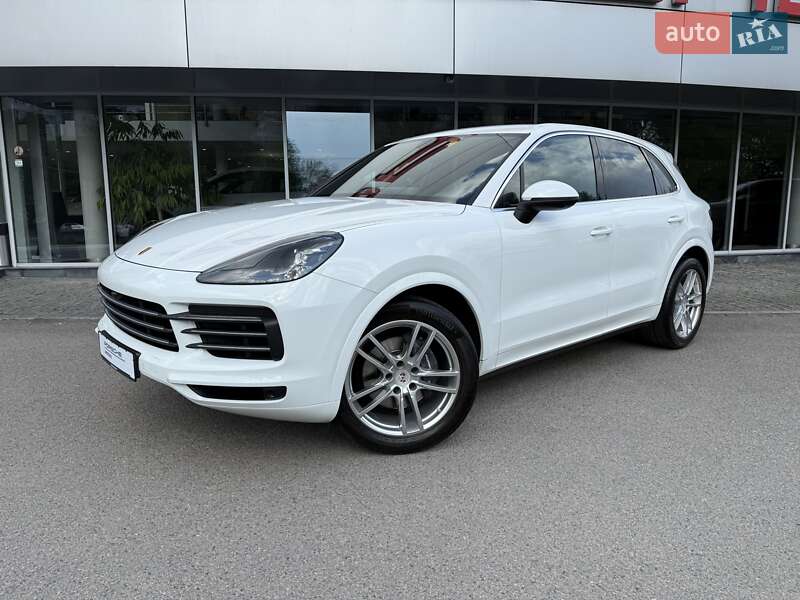 Porsche Cayenne 2022