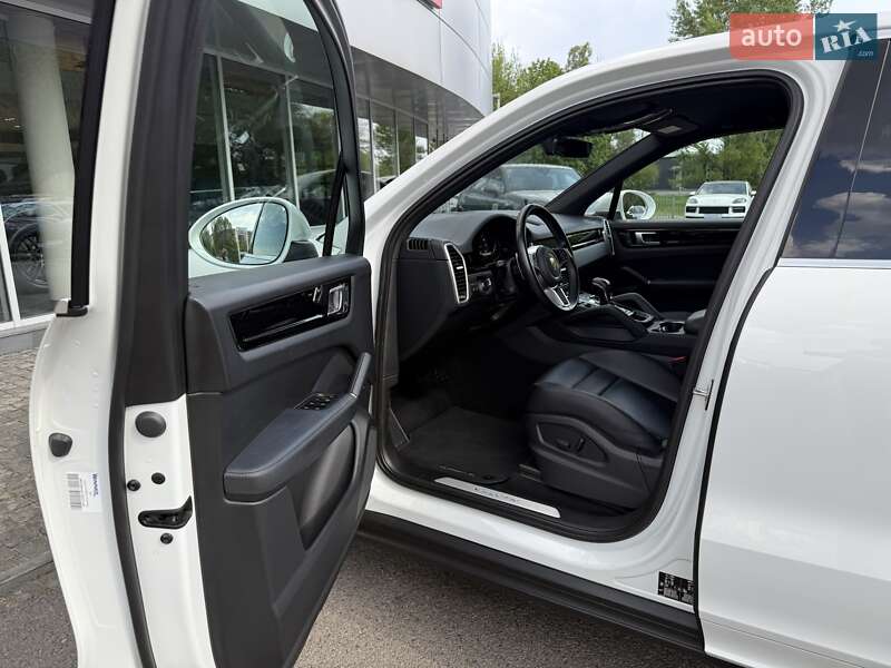 Внедорожник / Кроссовер Porsche Cayenne 2022 в Днепре фото 12 Внедорожник / Кроссовер Porsche Cayenne 2022 в Днепре