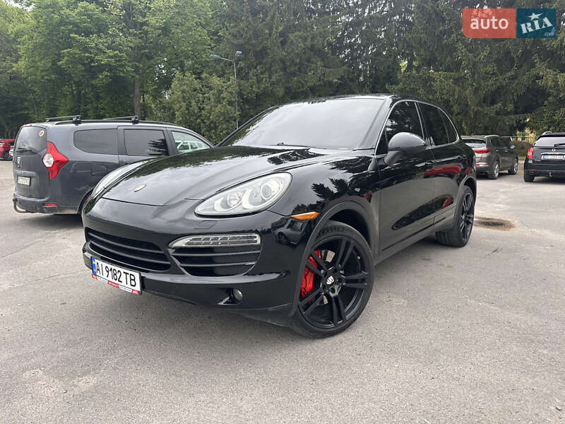 Внедорожник / Кроссовер Porsche Cayenne 2010 в 